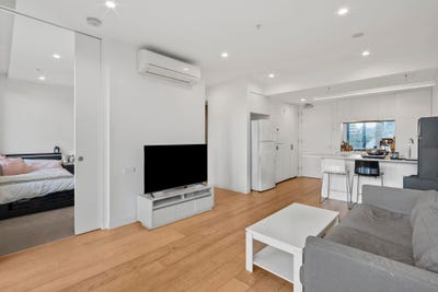 /international/au/919-477-boundary-street-spring-hill-qld-151036876/