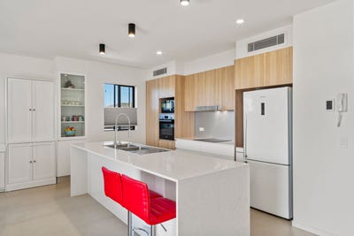 /international/au/9-16-atthow-parade-nundah-qld-148352476/