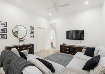 /international/au/15-march-lane-maryborough-qld-151551792/