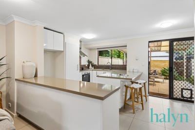 /international/au/16-windich-place-leederville-wa-150918284/