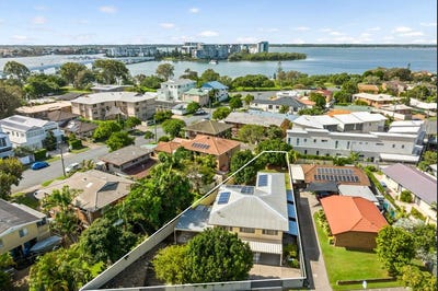 /international/au/407-bayview-st-hollywell-qld-148704392/?lang=en