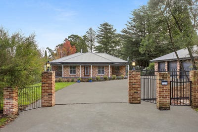 /international/au/16-aitken-road-bowral-nsw-145074272/