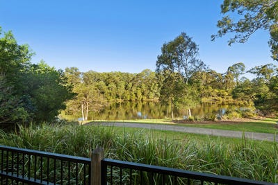 /international/au/4-cape-martin-lane-varsity-lakes-qld-151530456/