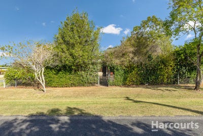 /international/au/28-james-street-howard-qld-152605712/