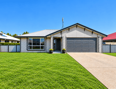 /international/au/12-cole-street-chinchilla-qld-152463200/