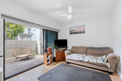 /international/au/8-4-highfields-circuit-port-macquarie-nsw-150648820/