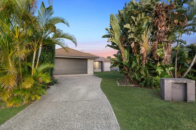 /international/au/19-aleiyah-street-caboolture-qld-151299352/