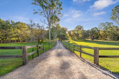 /international/au/27-wade-road-bellmere-qld-150850984/