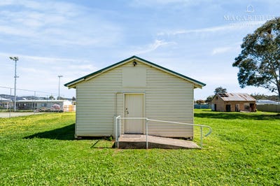 /international/au/87-wilson-street-the-rock-nsw-152727804/