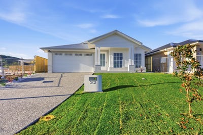 /international/au/32-milburn-circuit-boolaroo-nsw-151273228/