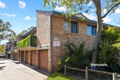 /international/au/9-189-derby-street-penrith-nsw-148735972/