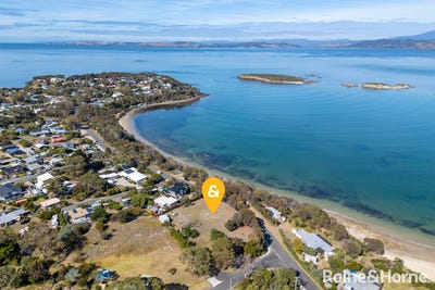 /international/au/102-carlton-beach-road-dodges-ferry-tas-204463584/
