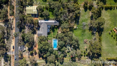 /international/au/130-watsonia-road-gooseberry-hill-wa-151874152/