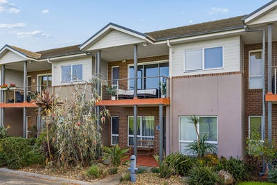 /international/au/7-dunk-crescent-bonbeach-vic-152276184/