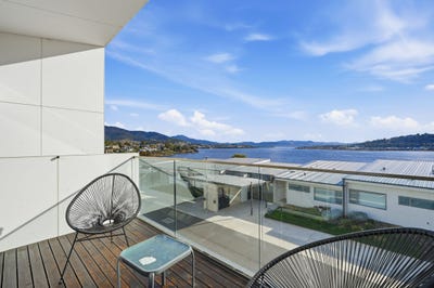 /international/au/42-1b-bournville-cres-claremont-tas-151139800/