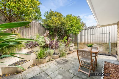 /international/au/4-67-ley-street-como-wa-152292088/