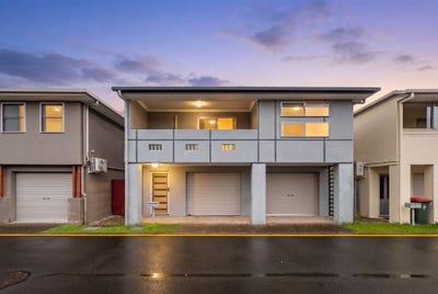 /international/au/4-8-endeavour-close-fitzgibbon-qld-151472280/