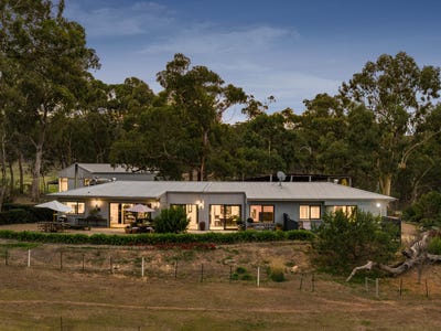 /international/au/17-longmire-lane-strangways-vic-151104288/