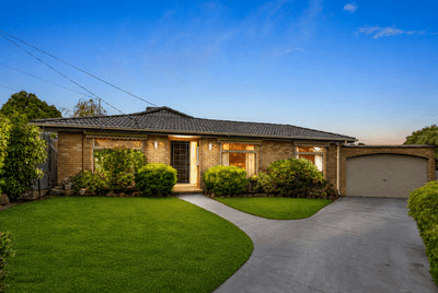 /international/au/5-morgan-close-glen-waverley-vic-152632960/