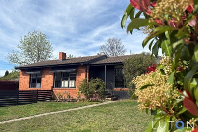 /international/au/6-mcphee-place-curtin-act-152298864/