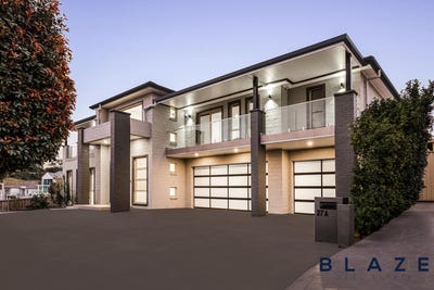 /international/au/27a-clementina-circuit-cecil-hills-nsw-148471624/