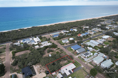 /international/au/14-rainbow-road-golden-beach-vic-204542404/