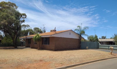 /international/au/16-hopbush-street-kambalda-west-wa-151278300/