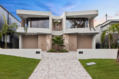 /international/au/19a-wentworth-street-caringbah-south-nsw-148714556/
