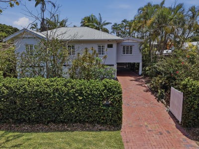 /international/au/61-queens-road-hermit-park-qld-152647800/