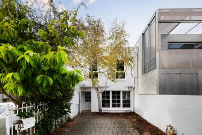 /international/au/8-reserve-street-carlton-north-vic-151382732/