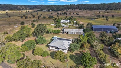 /international/au/27-baldwins-road-south-bingera-qld-151182352/