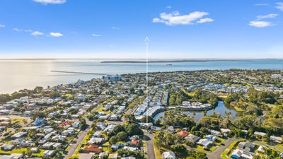 /international/au/2-william-street-urangan-qld-148385936/