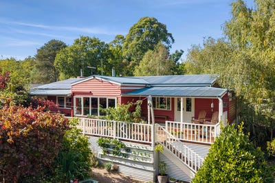/international/au/24-trewins-lane-daylesford-vic-150820480/