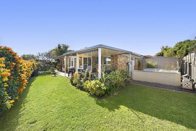 /international/au/18-cairncross-place-port-macquarie-nsw-148548676/?lang=en