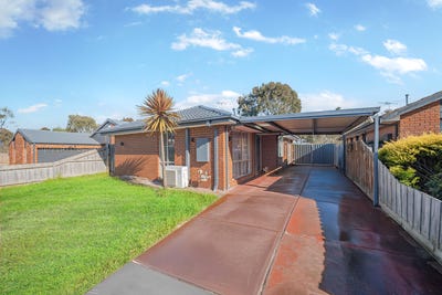 /international/au/18-woodworth-court-roxburgh-park-vic-148396872/