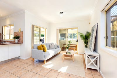 /international/au/14a-moorebank-avenue-moorebank-nsw-151125372/