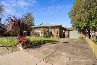 /international/au/6-victoria-road-beechworth-vic-151459548/
