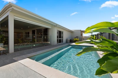 /international/au/24-fraser-avenue-innes-park-qld-151510940/