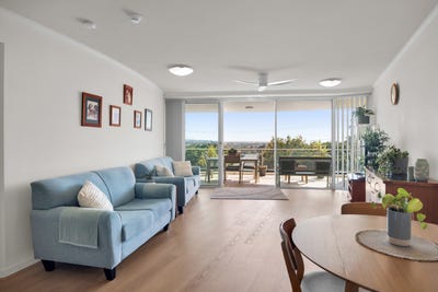 /international/au/305-42-queen-street-kings-beach-qld-152020980/