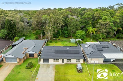 /international/au/32-sovereign-street-iluka-nsw-151170084/