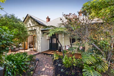 /international/au/84-allison-road-elsternwick-vic-152610020/