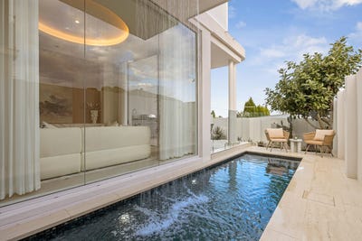 /international/au/8a-archer-street-concord-nsw-151515524/