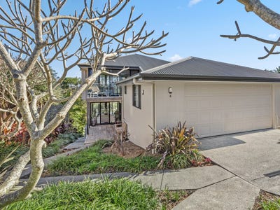 /international/au/8-scenic-avenue-red-head-nsw-152451168/