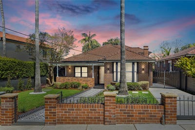/international/au/76-fitzroy-street-burwood-nsw-152582848/