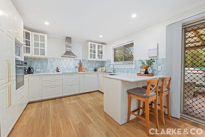 /international/au/111-pine-camp-road-beerwah-qld-151263836/