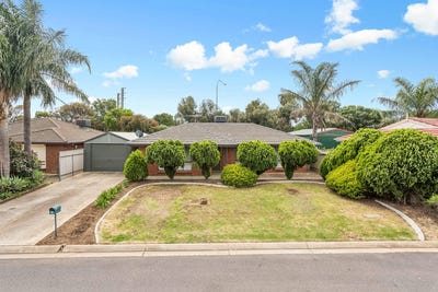 /international/au/40-sterling-court-smithfield-plains-sa-152539352/
