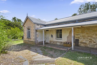/international/au/9-station-road-willunga-sa-150685076/