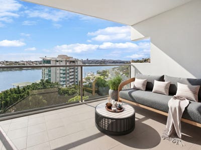 /international/au/30912-2-harbour-road-hamilton-qld-150569980/