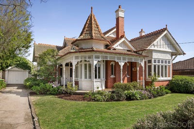 /international/au/10-elizabeth-street-elsternwick-vic-152438180/