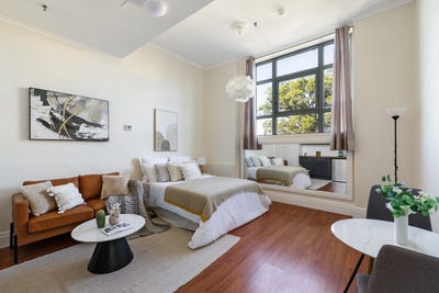 /international/au/215-88-king-street-newtown-nsw-150926016/